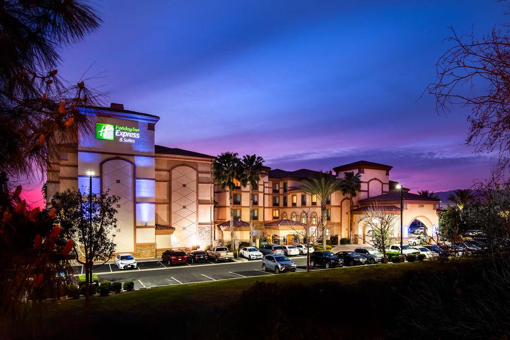 Holiday Inn Express Ontario By Ihg Creekside Extérieur photo