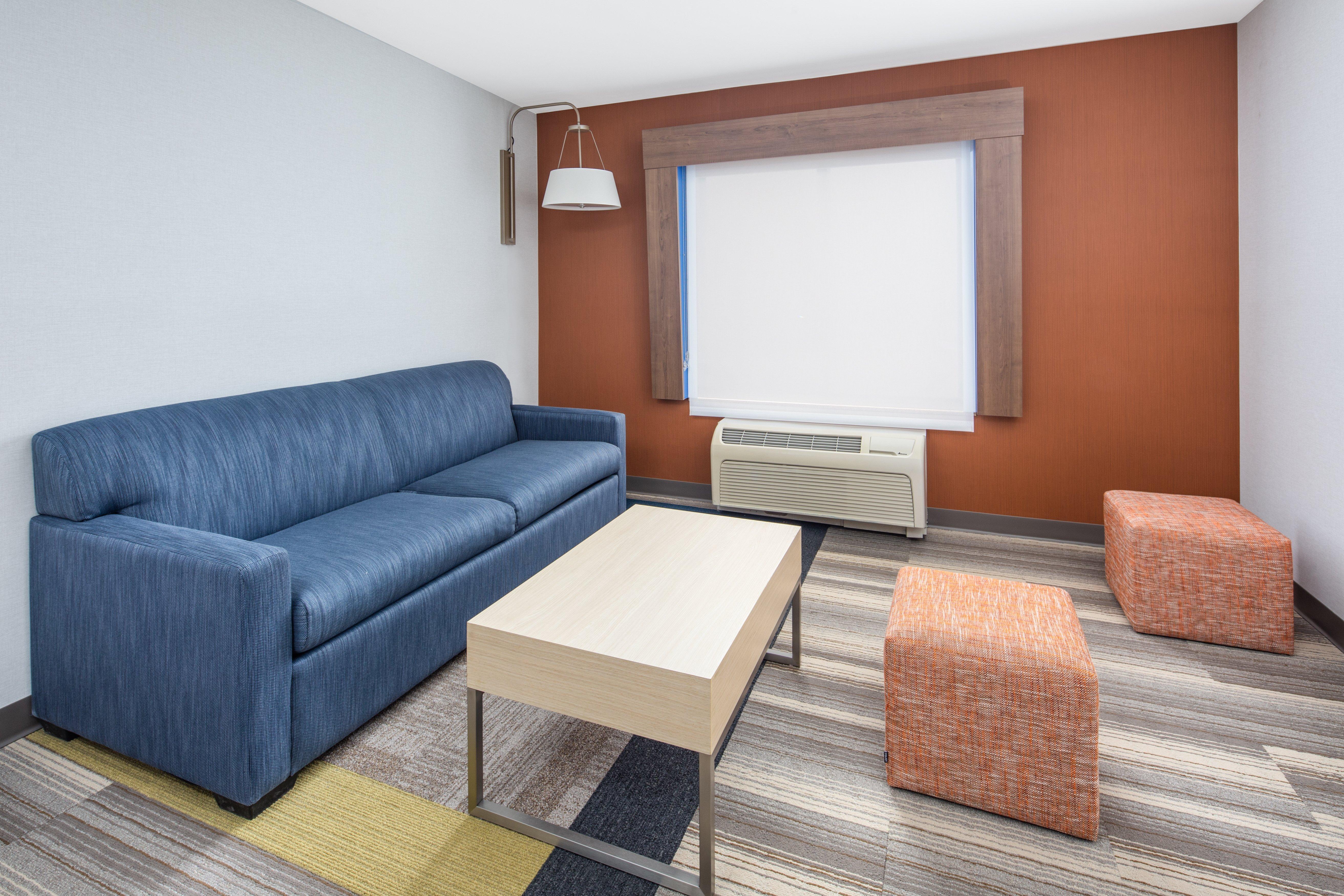Holiday Inn Express Ontario By Ihg Creekside Extérieur photo