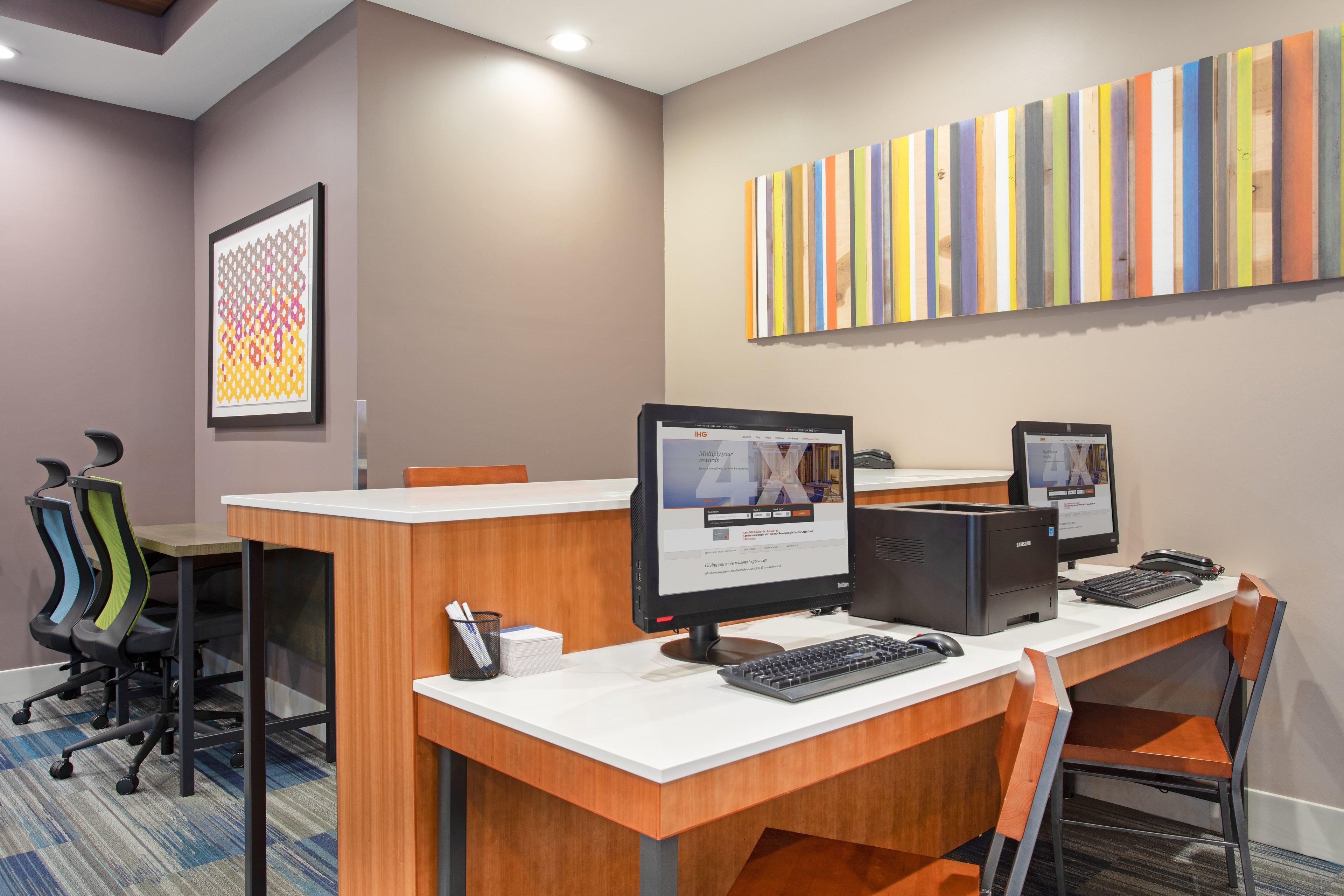 Holiday Inn Express Ontario By Ihg Creekside Extérieur photo