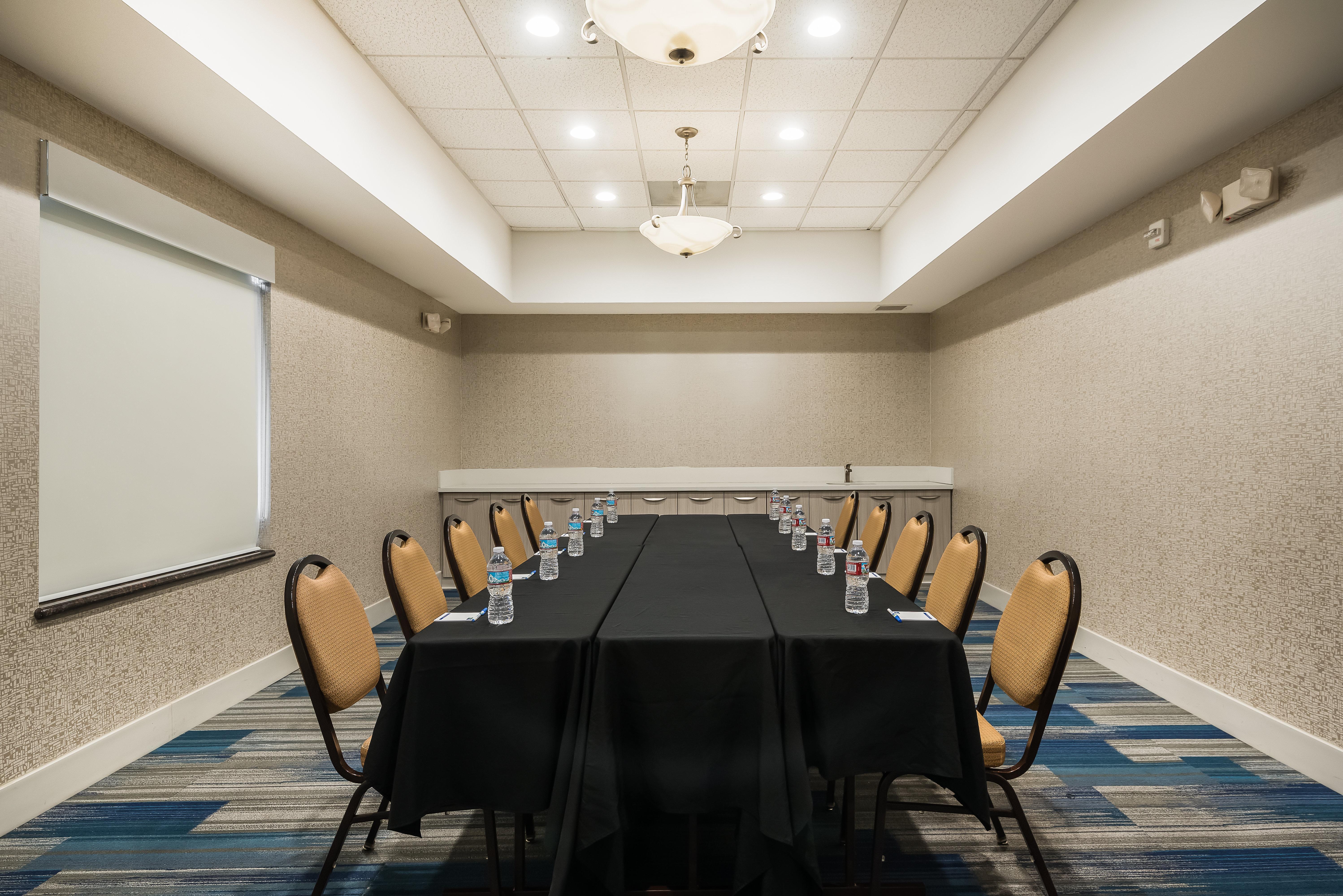 Holiday Inn Express Ontario By Ihg Creekside Extérieur photo