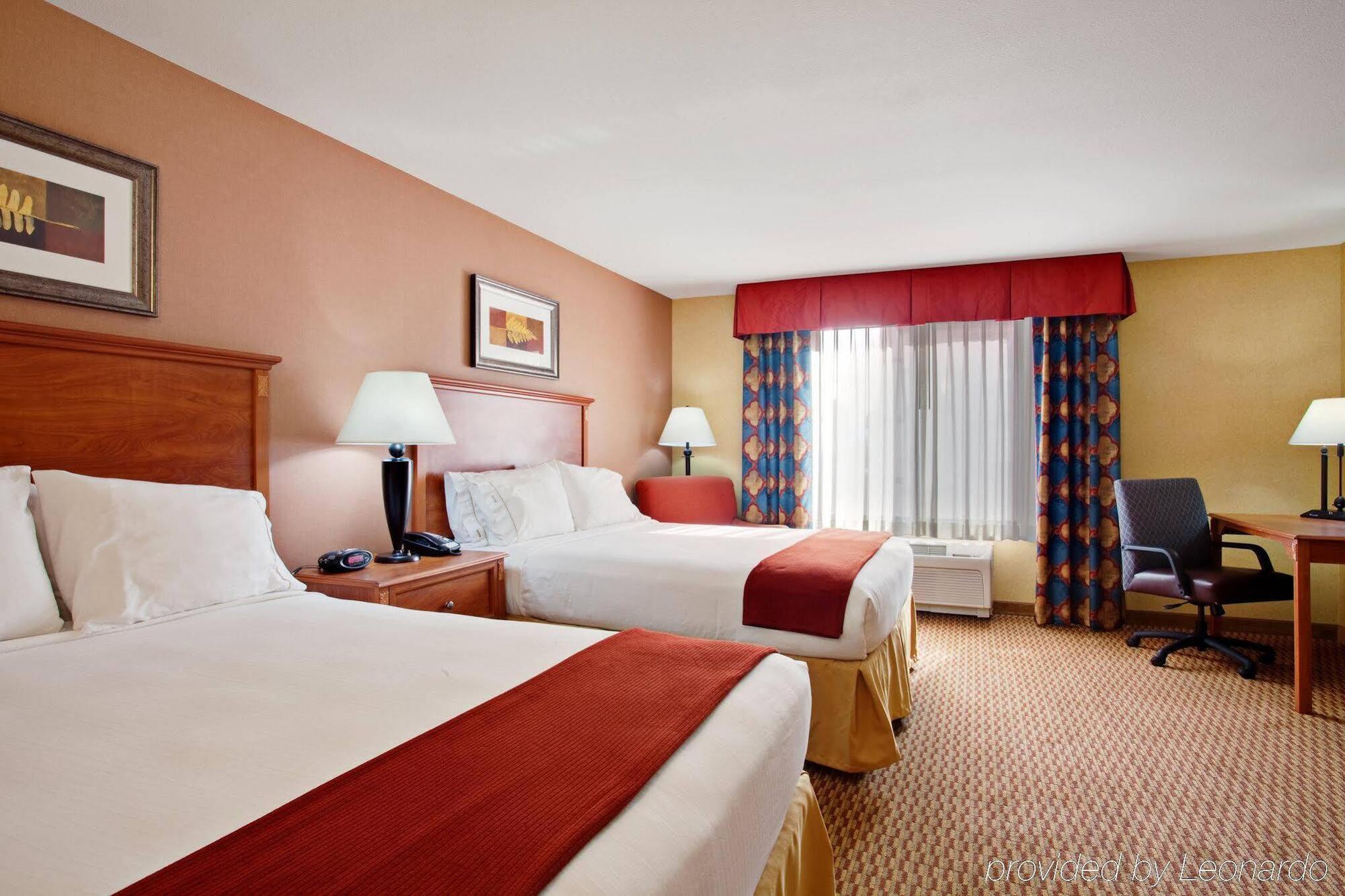 Holiday Inn Express Ontario By Ihg Creekside Extérieur photo