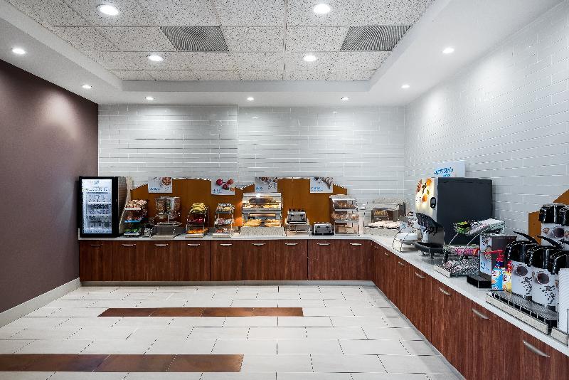 Holiday Inn Express Ontario By Ihg Creekside Extérieur photo